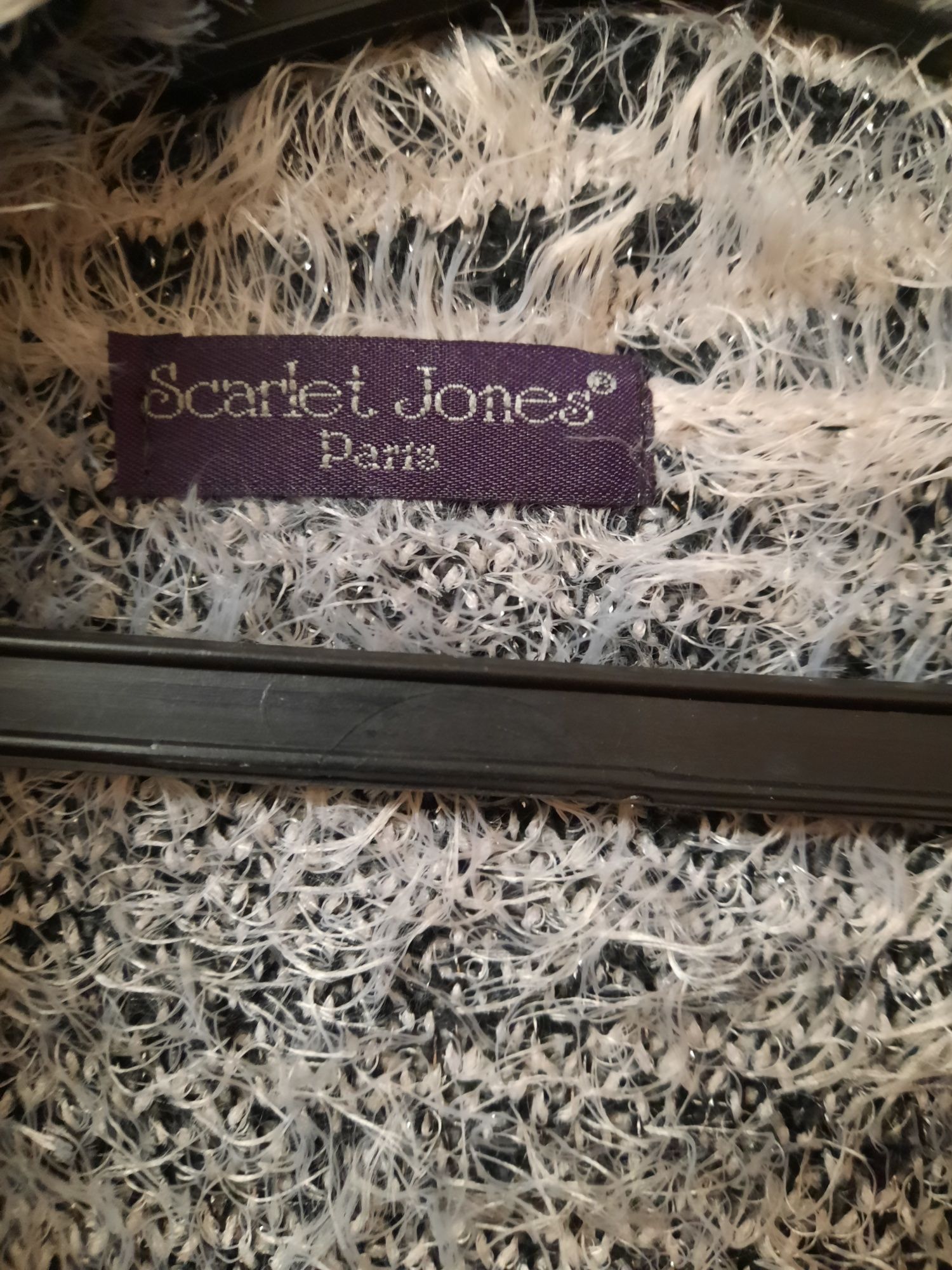Дамска бутикова жилетка на марката Scarlet Jones Paris
