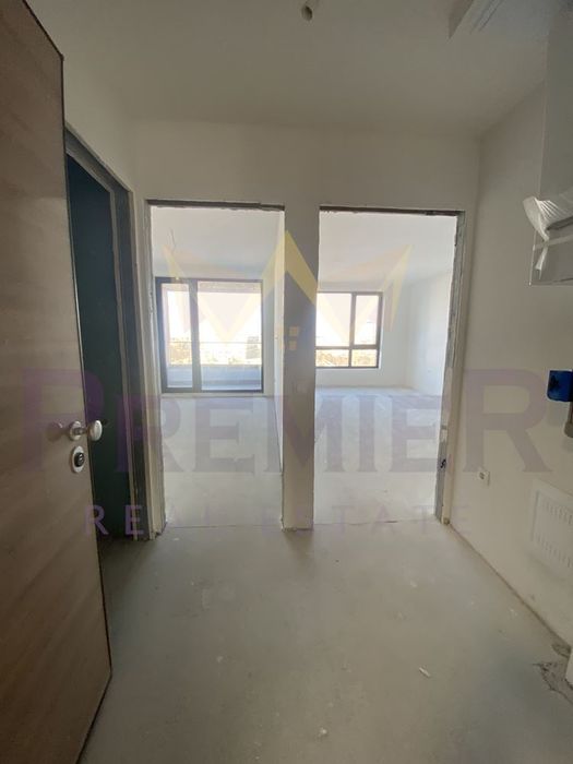 Продава се Двустаен апартамент в София, Младост 4 - 65 кв.м за 2385 €/кв.м - Снимка #4