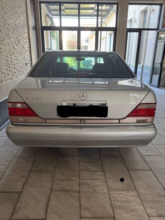 Mercedes-Benz W140, S320
