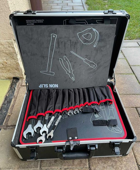 Trusă de scule kwb (incompletă, ușor avariată)