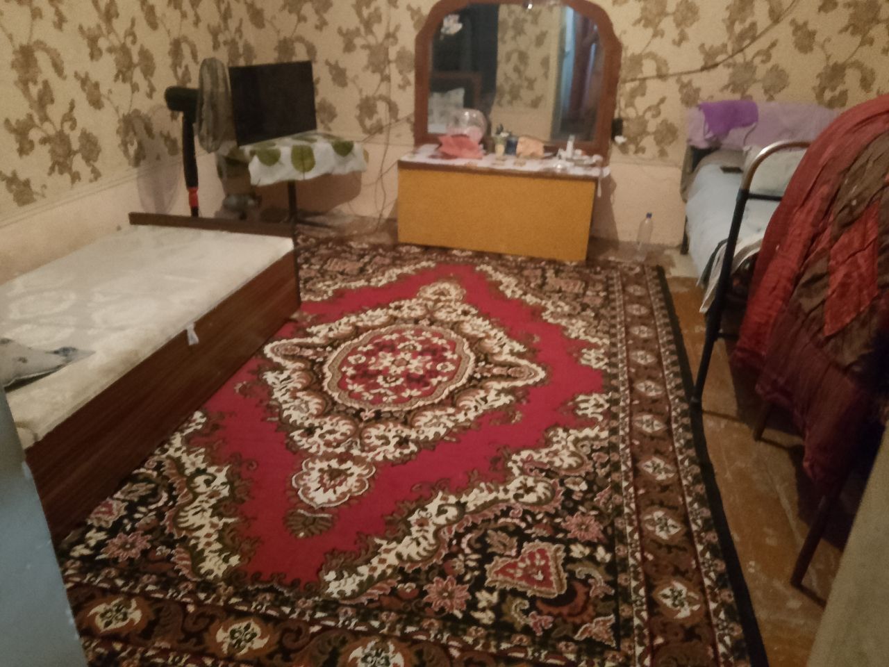 Kvartiraga qizlar qoyaman hazaykali ishlidigan ili student qizlar qoya