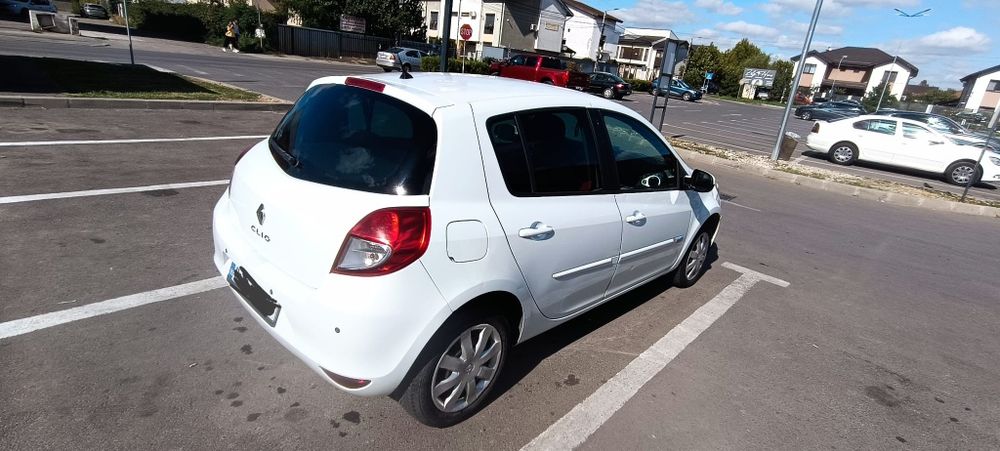 Renault clio automat 2012 euro5 1.6 benzina