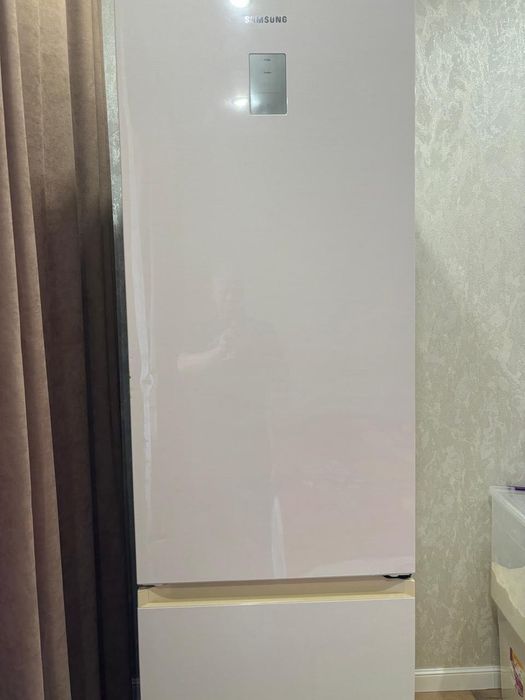 Продам холодильник Samsung
