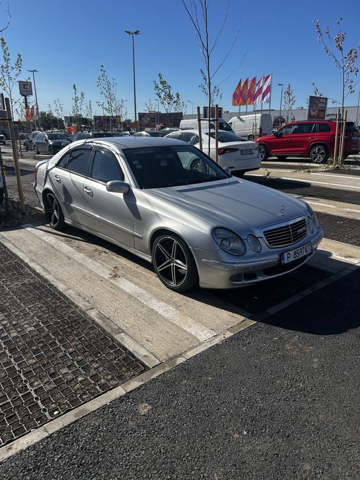 Dezmembrari Mercedes e-class w211