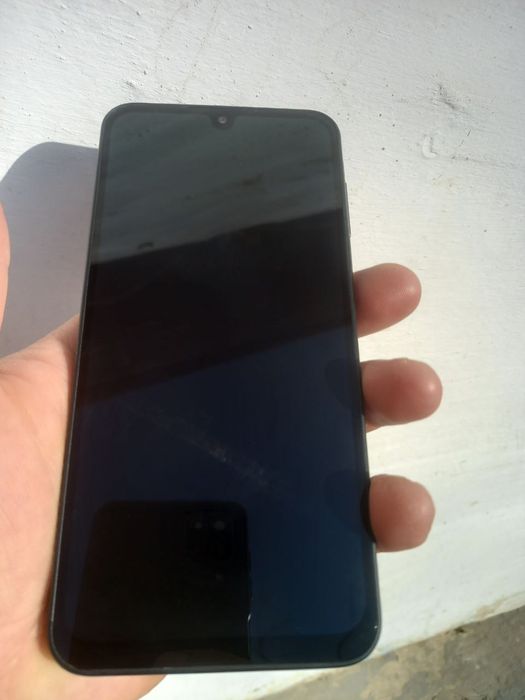 Samsung Galaxy A 16   6/128 yangi karopka dak bor, 3 oy bo‘ldi olingan