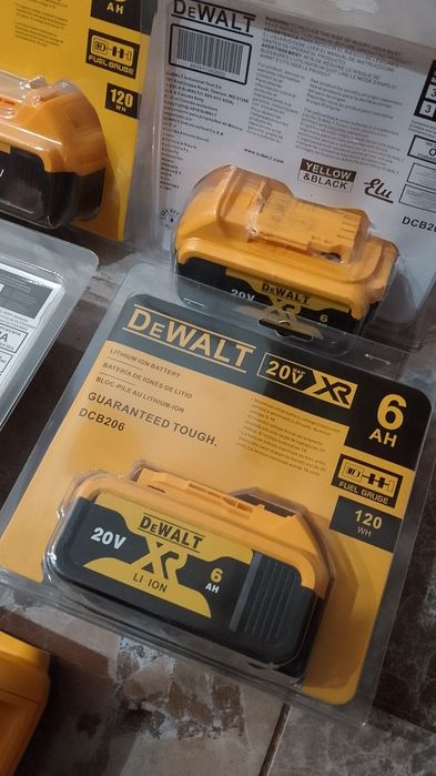 2 baterii Dewalt  6ah