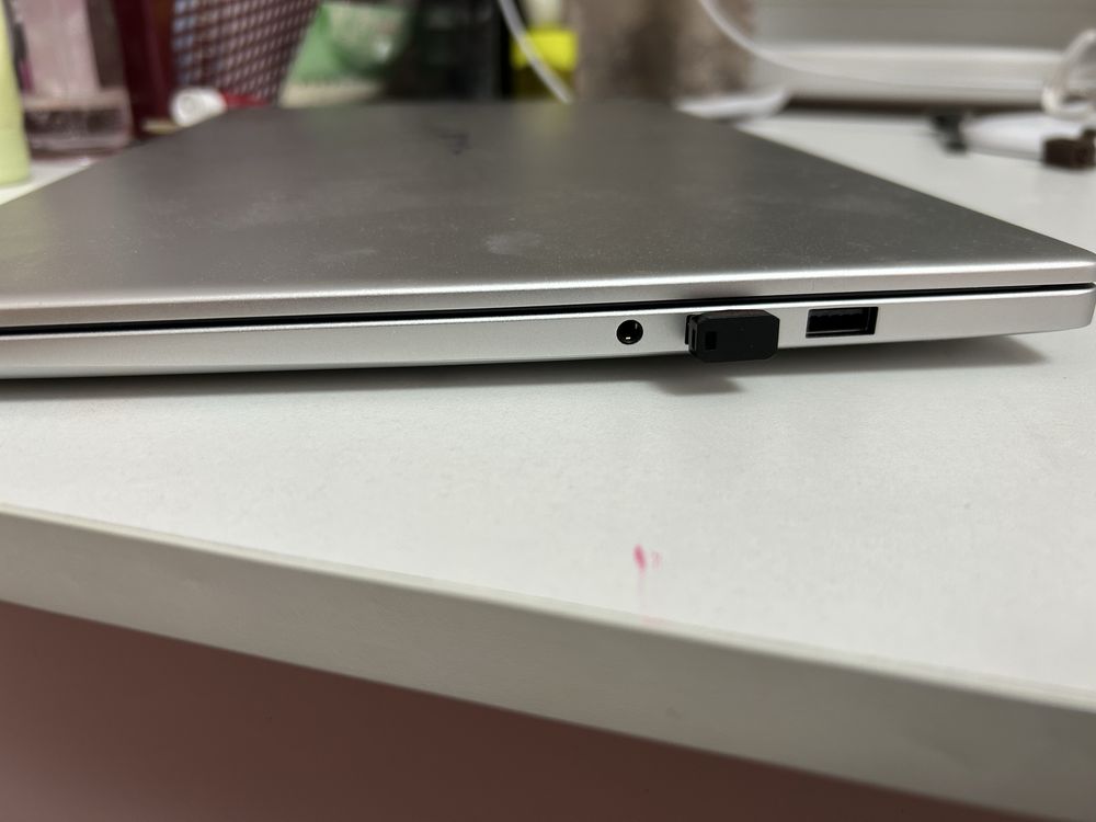 продам ноутбук huawei d15