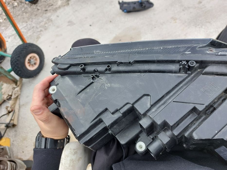 Ляв фар Scoda OCTAVIA 3 2018г.