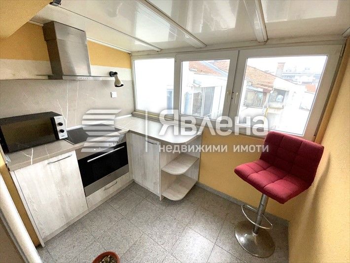 Продава се Двустаен апартамент в Бургас, Възраждане - 50 кв.м за 1360 €/кв.м - Снимка #3