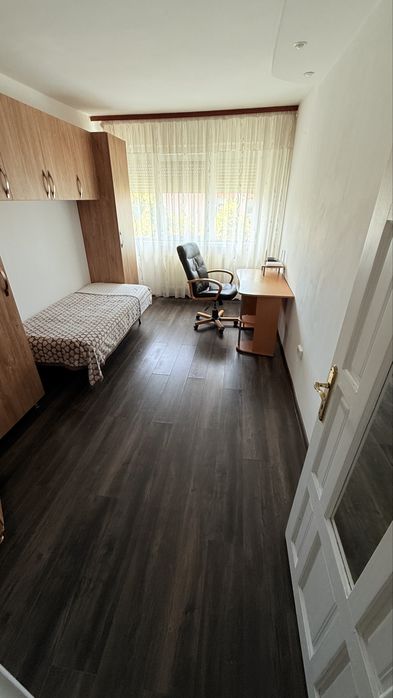Inchiriez apartament 3 camere bucovina centru comercial