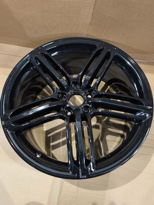 Set Audi segment 19" cu sau fără anvelopepe
