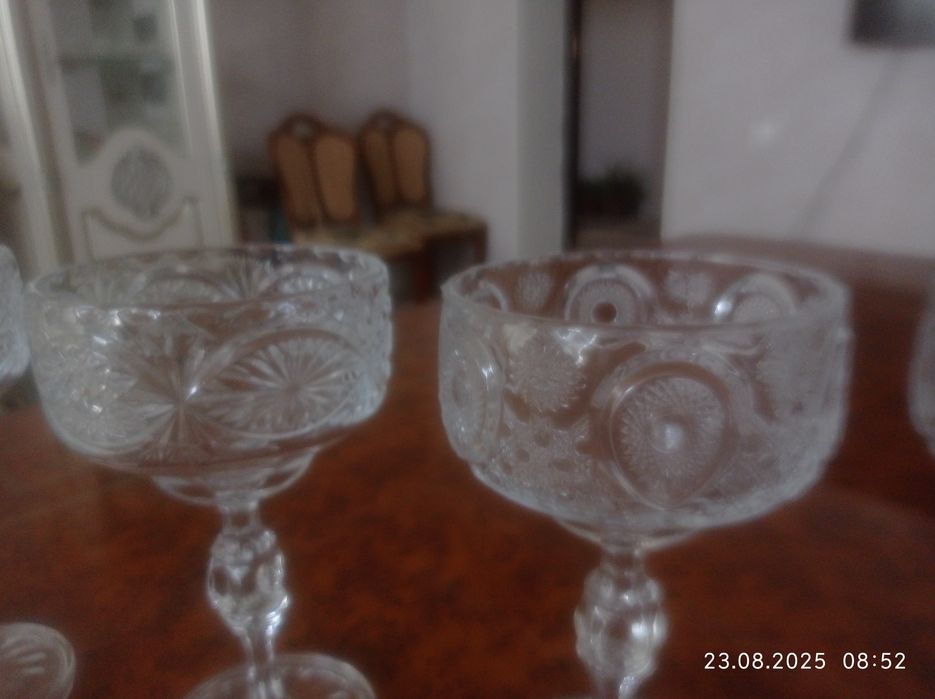 Хрустальная конфетница