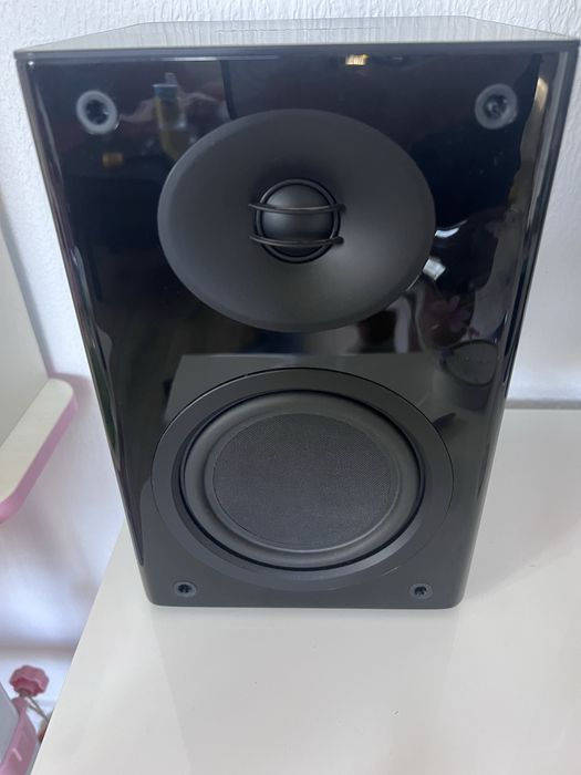 Boxe harman kardon mas 110