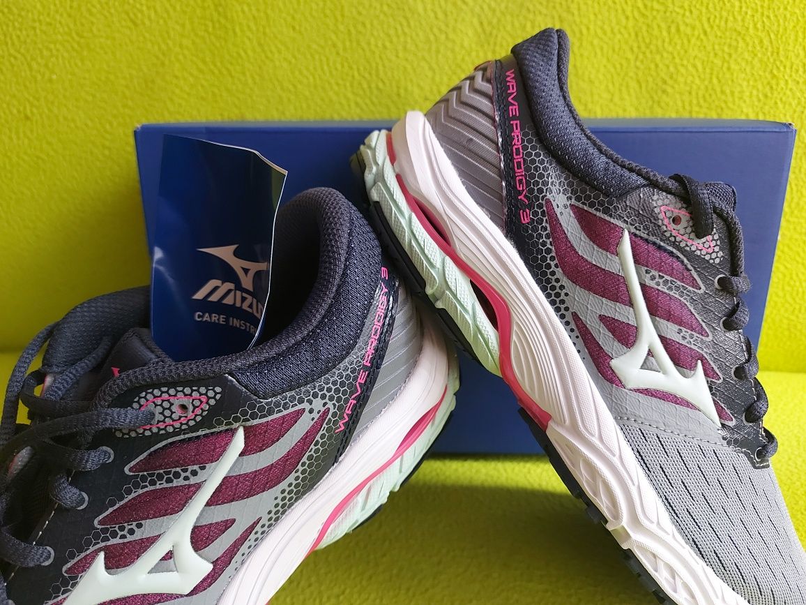 Mizuno'Prodigy3-36.5н-НОВО