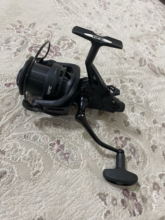 Рыболовная карповая катушка новая и леска 500м