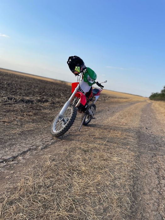 Vând sau schimb cross125cc