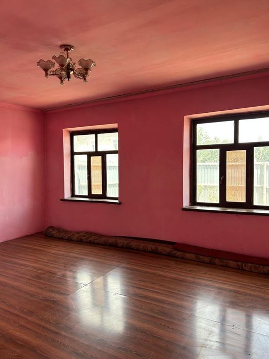 Тез арада үй сатылады