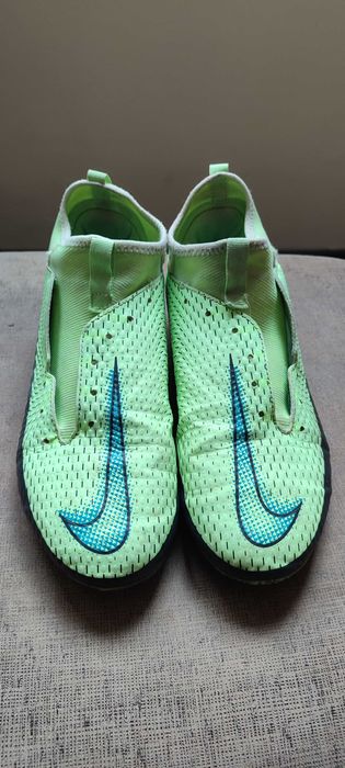 Детски бутонки Nike и Стоножки Kipsta