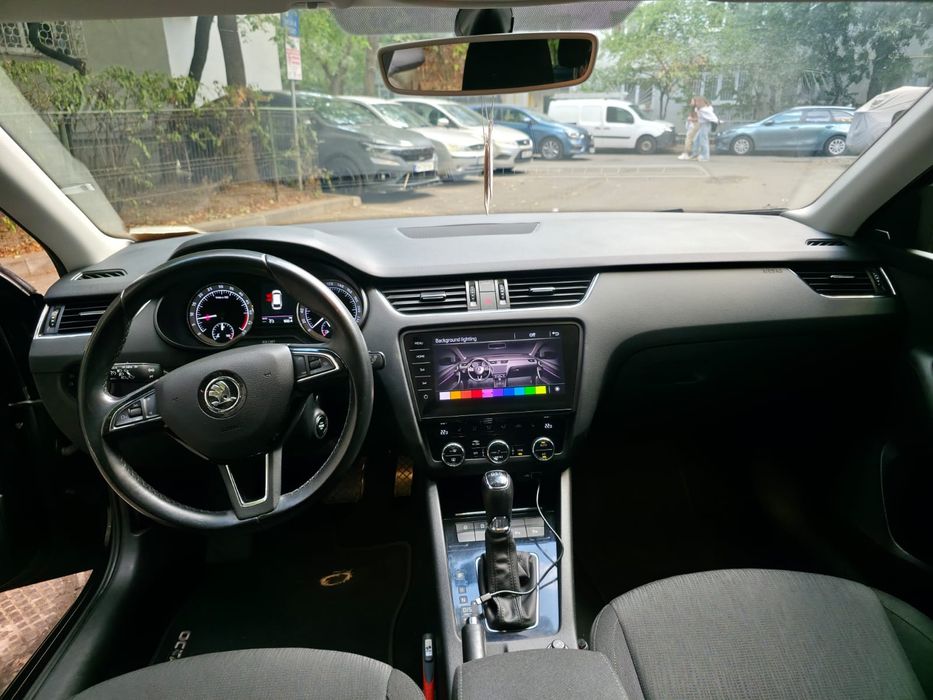 Skoda Octavia 2018-Pachet Canton