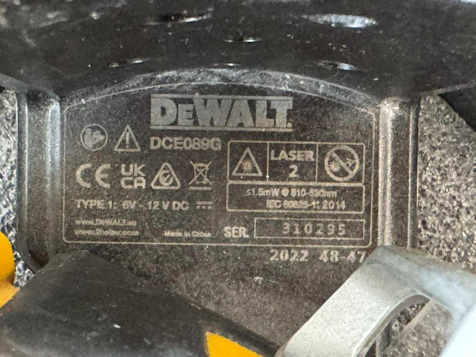 Лазерен нивелир DeWALT DCE089D1G с 3 лъча