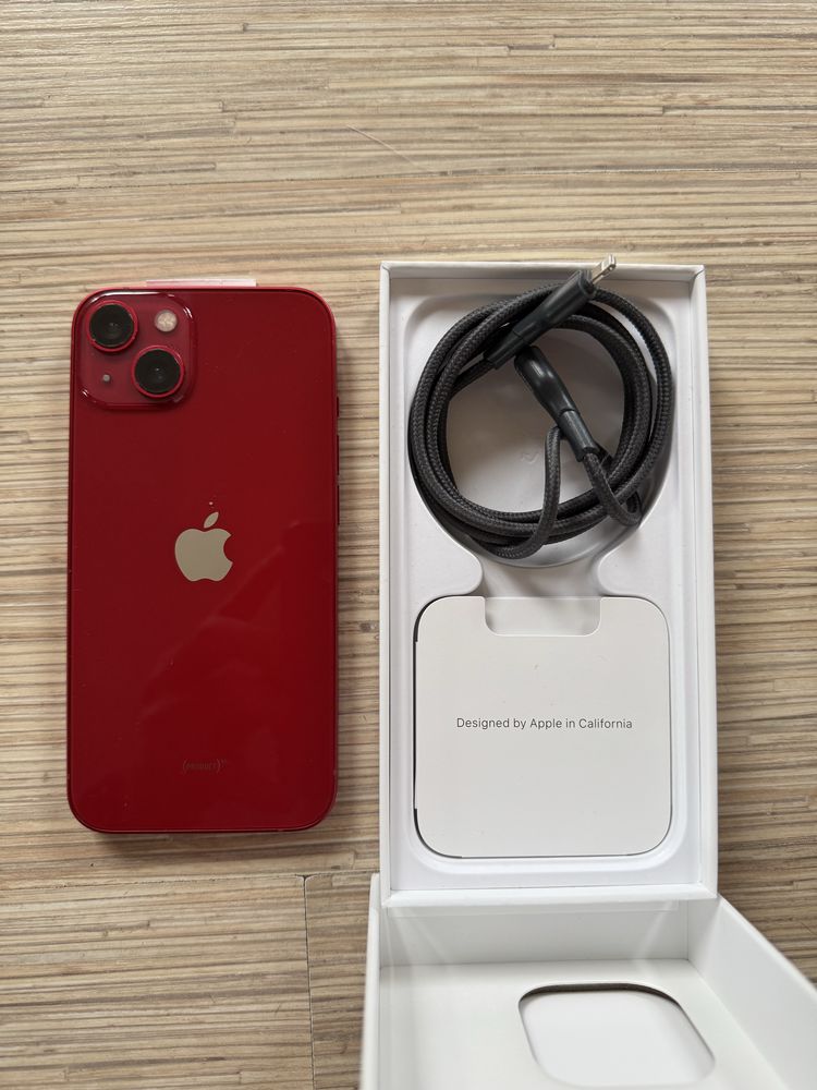 IPhone 13 128Gb в отлично състояние
