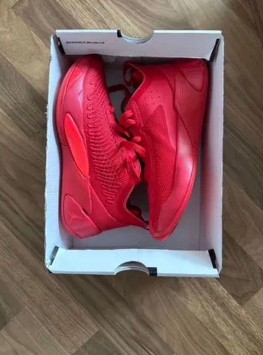 Детски кецове Jordan Luka 1