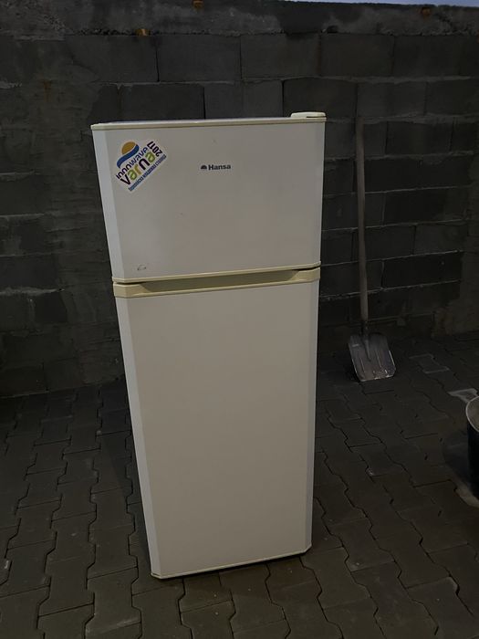 Хладилник работещ