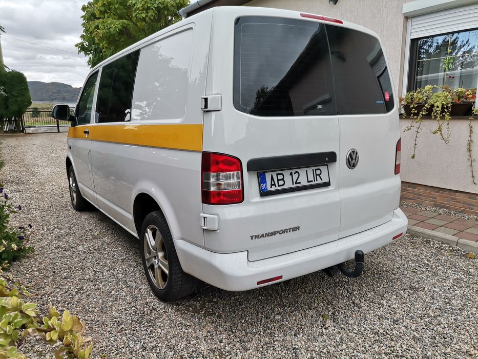 Volkswagen T5.1 Transporter Facelift 2013 2.0 tdi Euro 5 A/C Turism8+1