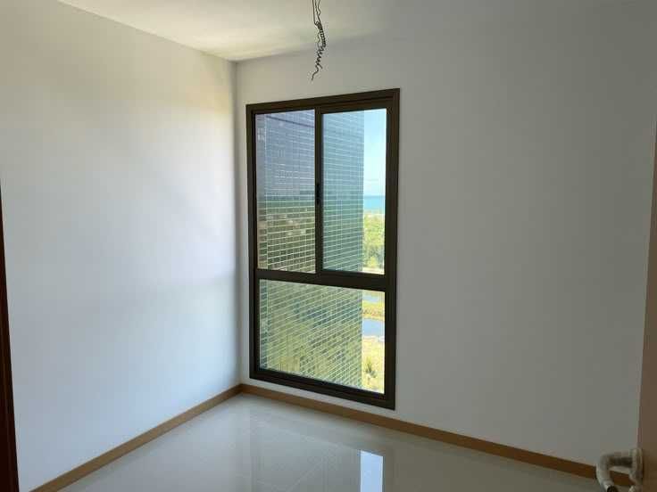 Пластиковые окна, двери и витражи с качественной фурнитурой — B Plast