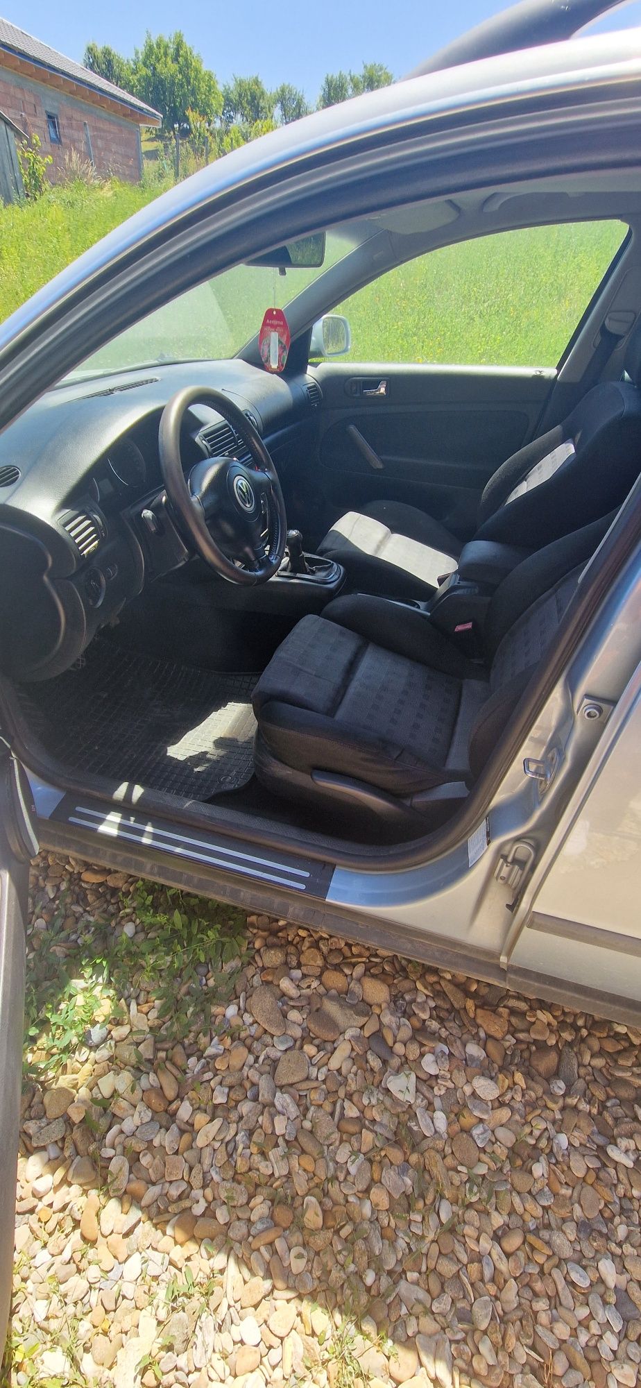 Vand passat b5.5 radiat