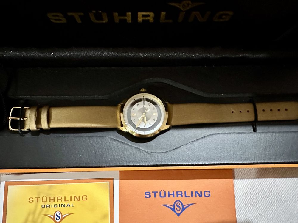 Часовник Stuhrlink