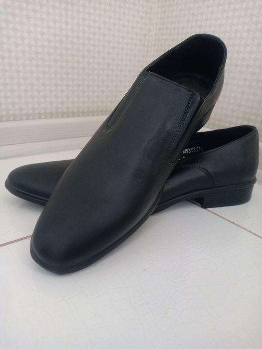 Продам туфли мужские размер 43
