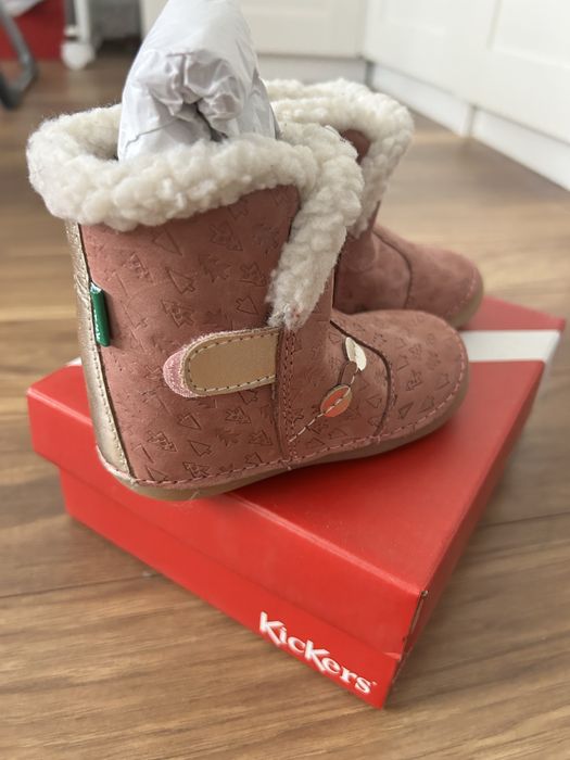 Боси зимни ботушки KicKers с топъл хастар.