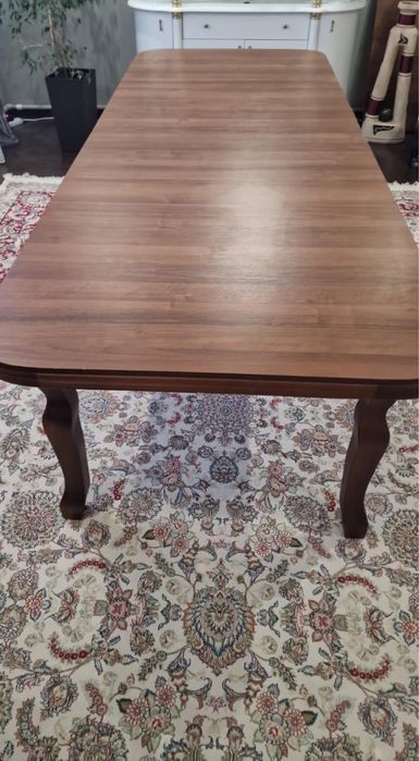 Продам гостевой стол