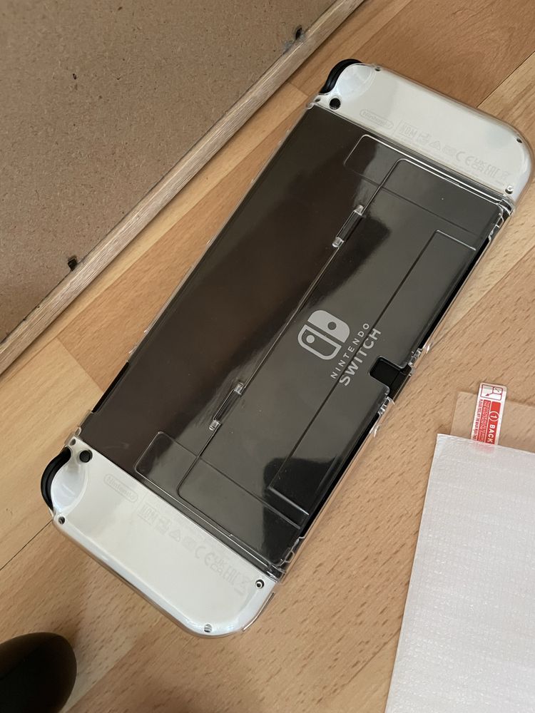 Nintendo Switch OLED 64GB запазено състояние