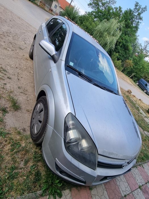 Opel Astra H 1.7