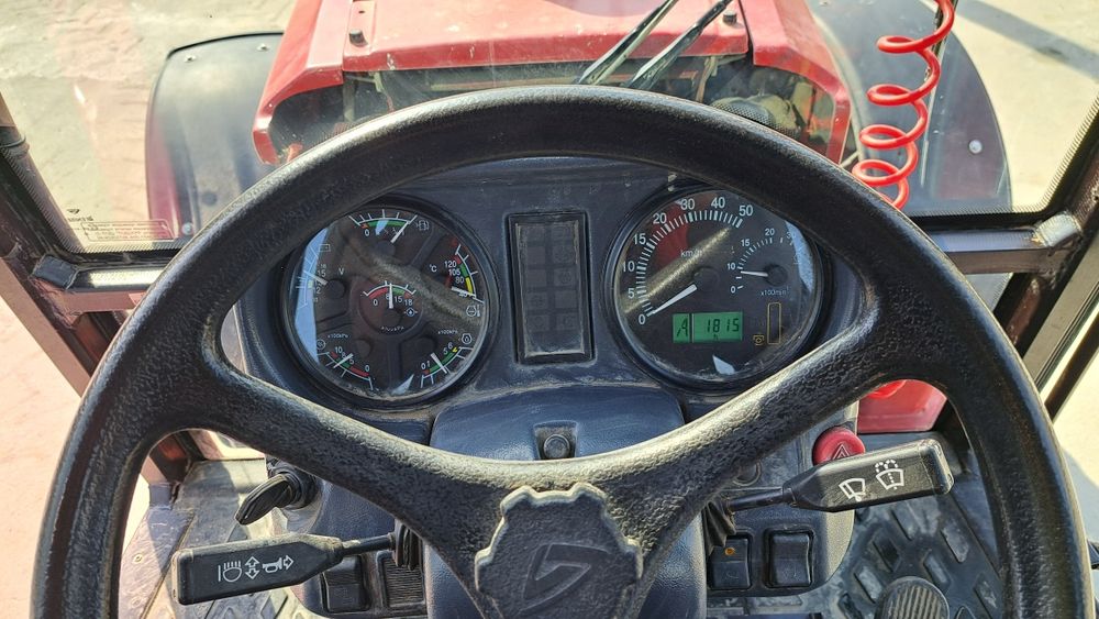 Продаю Трактор 1523