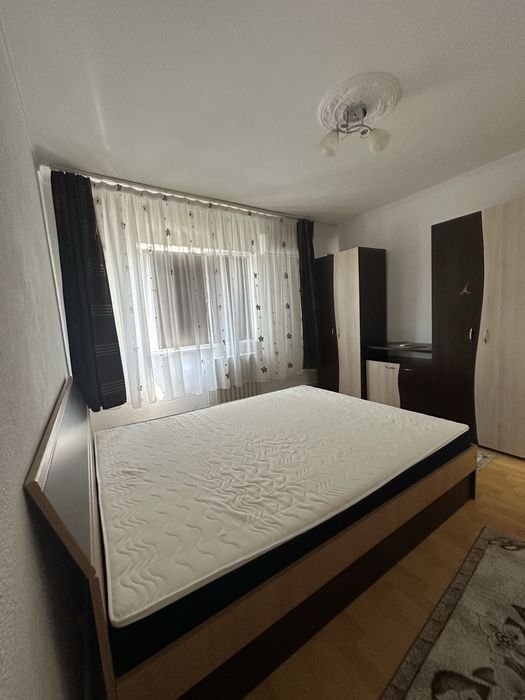 Apartament de inchiriat !