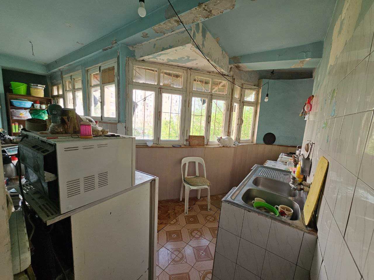 Продам 3х комнатную квартиру Куйлюк-центр Ор-р тц Компас