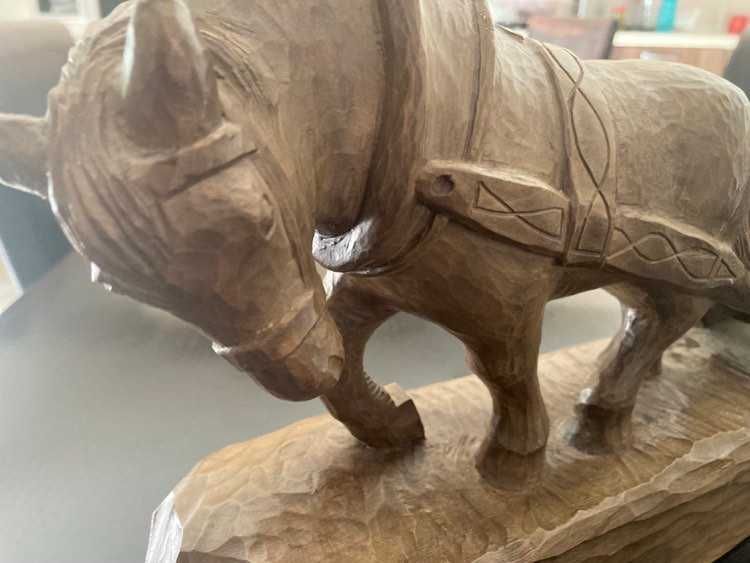 Sculptura lemn,vintage, plugar cu cal