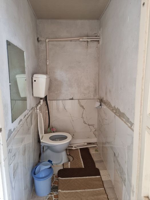 Феруза ,ТТЗ -2 м-в 6 сот 5 комн