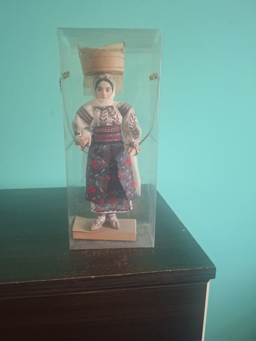 Păpuși vechi tradiționale