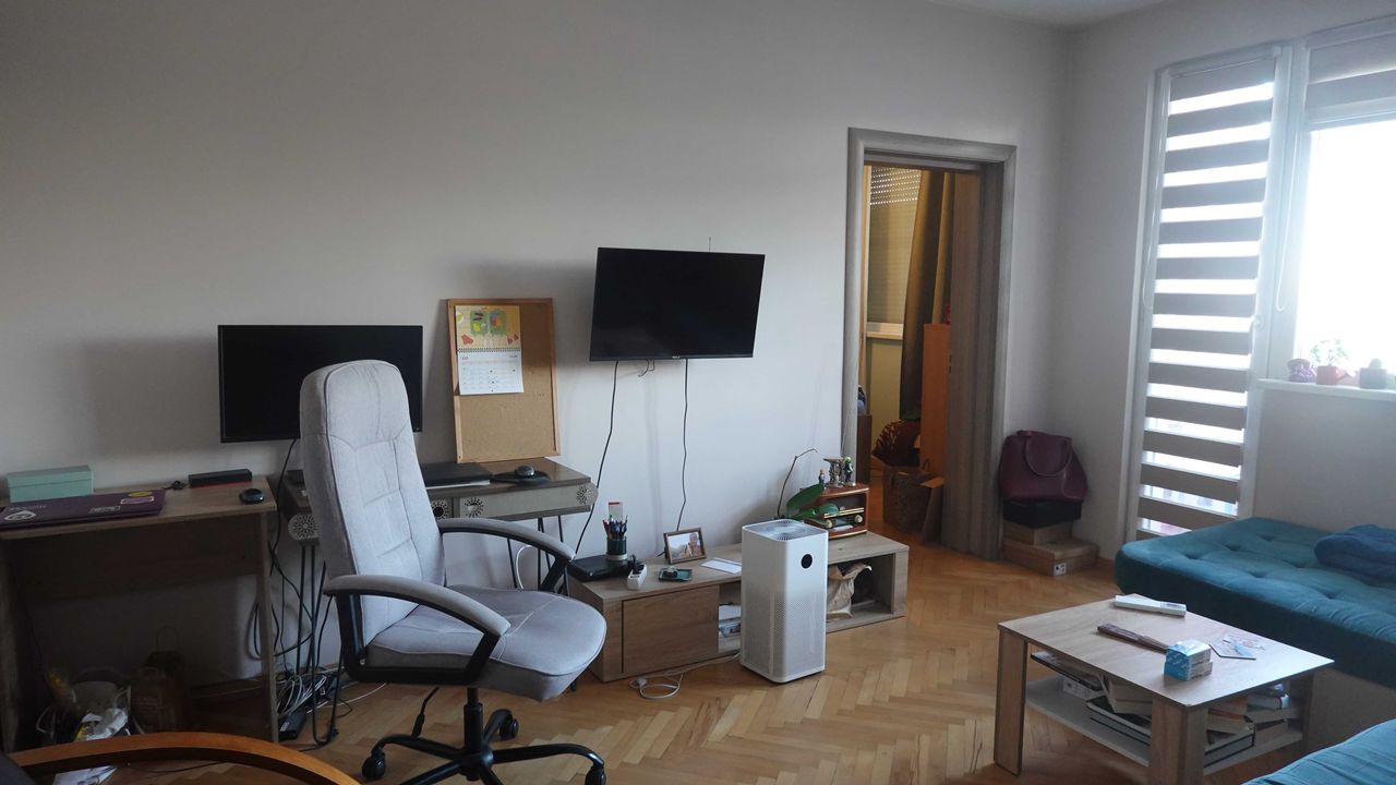 Дава се под наем Двустаен апартамент в Пловдив, Гагарин - 65 кв.м за 357 € - Снимка #2