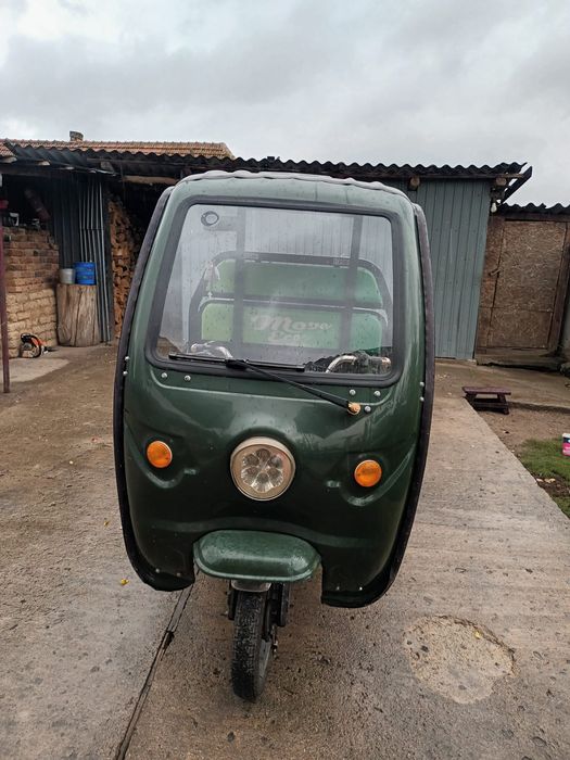 Vând tricicleta, Piaggio Ape 50 Tricicleta elecctica și trotineta elec