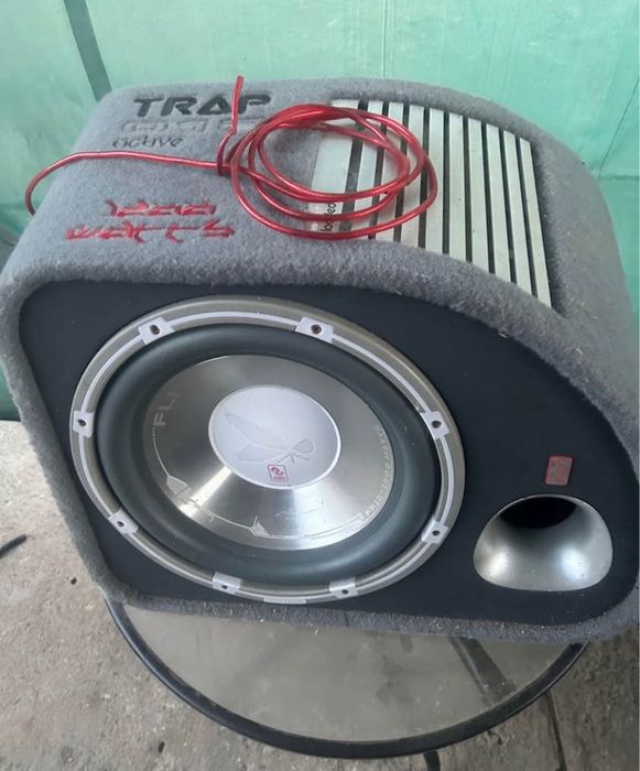 Subwoofer amplificator