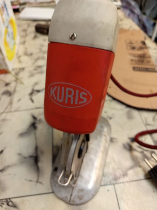 Дискова кроялна ножица работи перфектно