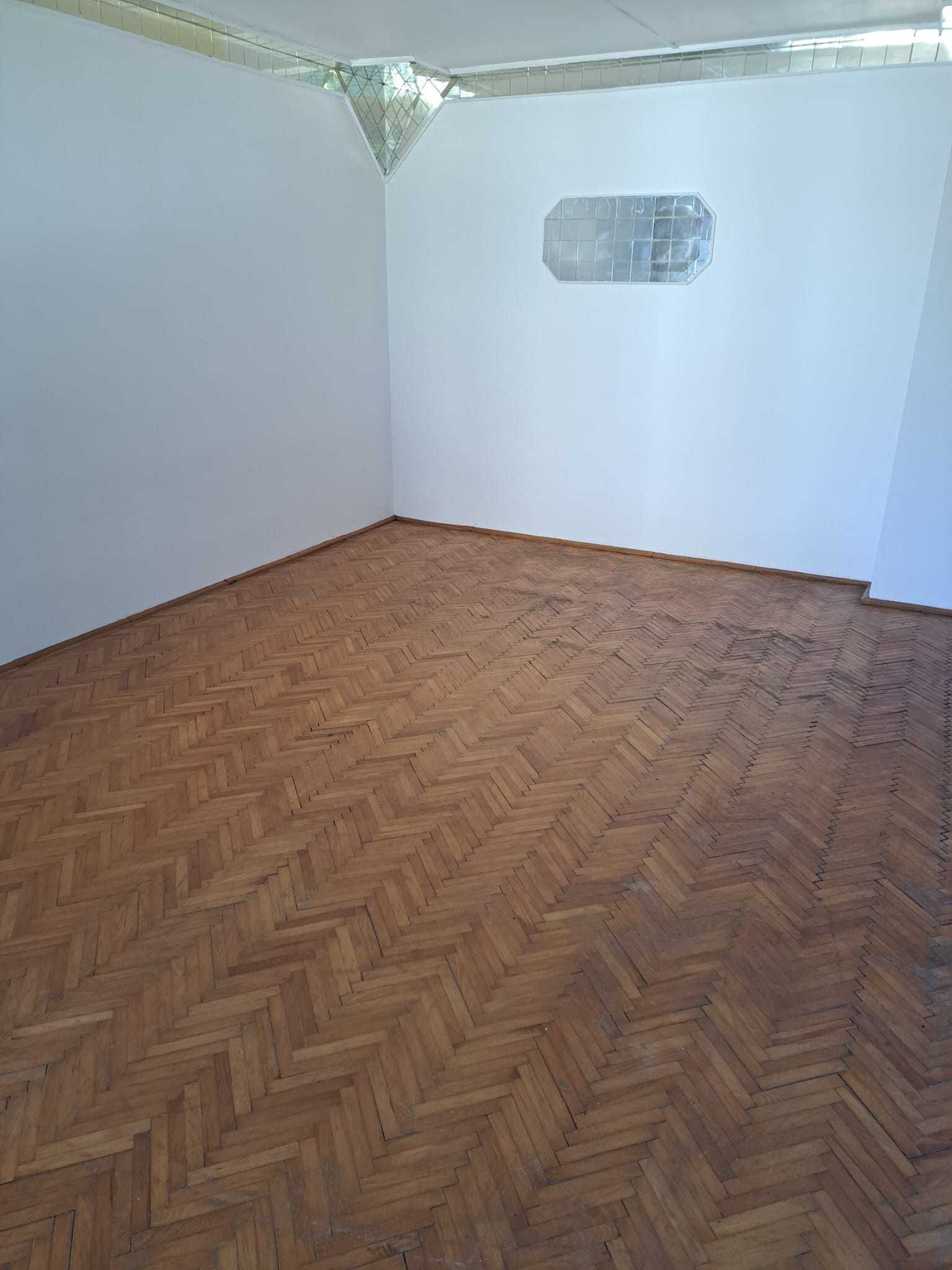 De Vânzare Garsoniera lux, 37 mp, Zona Ostrovului