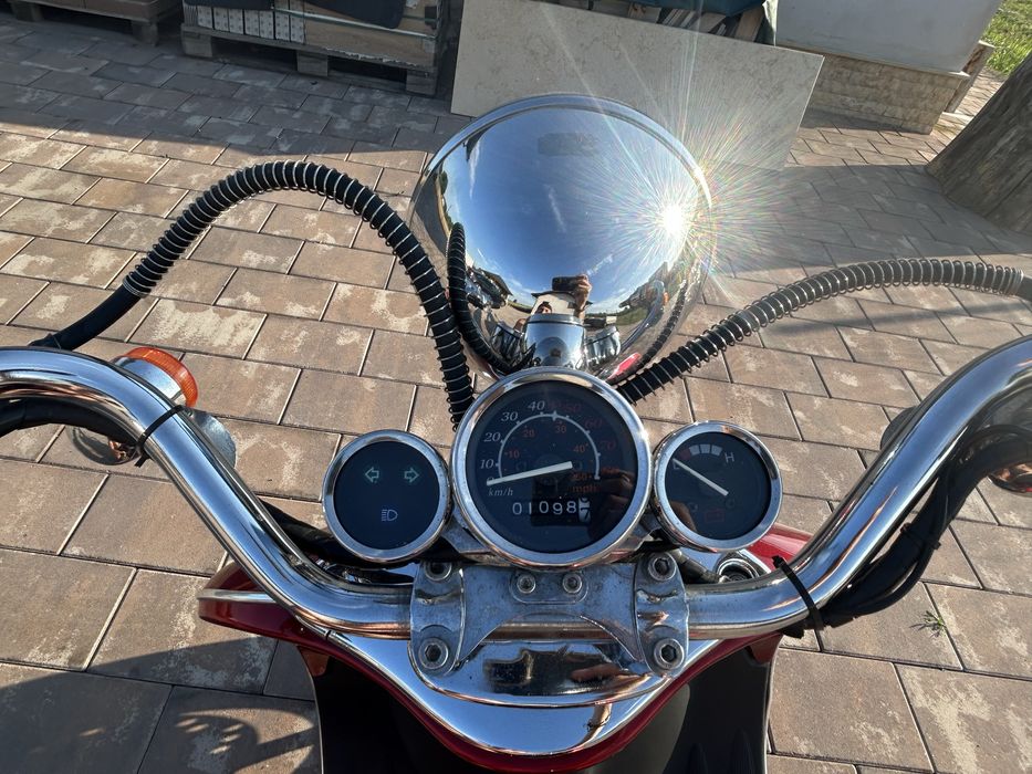 Scuter electric Etropolis