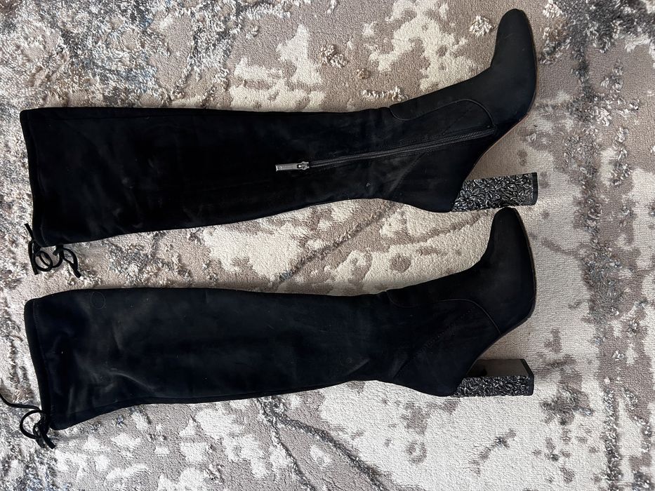 Продам ботфорты замшевые