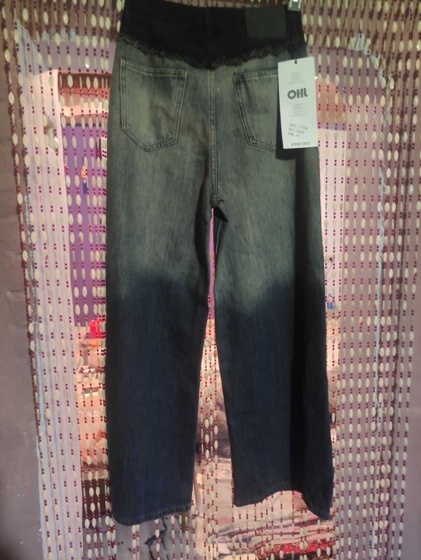 Продам брюки абсолютно новые джинсы женские последние топ бренд размер